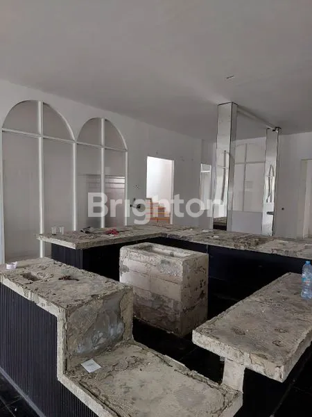 image RUMAH USAHA TENGAH KOTA (3)