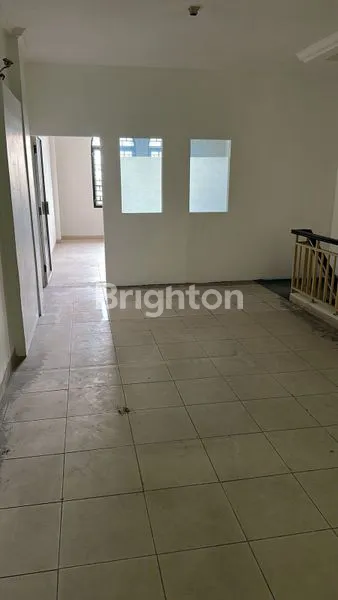 image DISEWAKAN RUKO GANDENG LOKASI PREMIUM RAYA DAAN MOGOT (4)