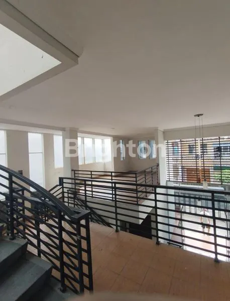 image RUMAH MEWAH 6 KT DI PRINGGADADI (7)