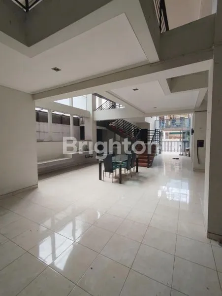 image RUMAH MEWAH 6 KT DI PRINGGADADI (6)
