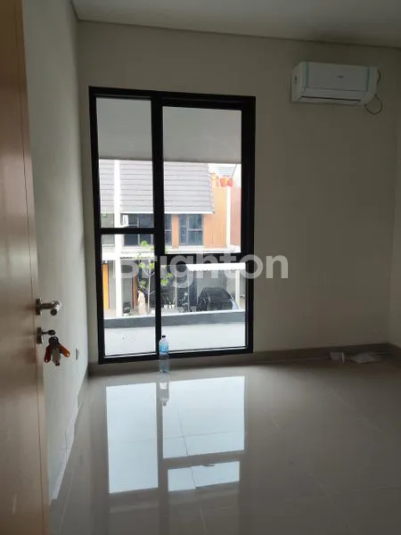 image RUMAH CANTIK DALAM CLUSTER DI METLAND TRANSYOGI (6)