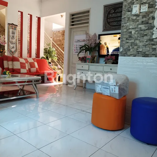 image RUMAH STRATEGIS DI KEBAGUSAN PASAR MINGGU (5)