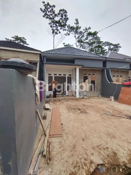 image RUMAH CLASSIC SAMARINDA STRATEGIS TENGAH KOTA  (1)