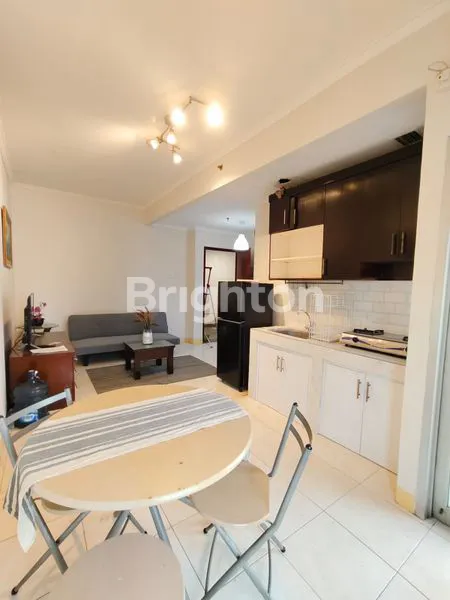 image APARTEMEN SUDIRMAN PARK 2BR FULLY FURNISH DEKAT FASILITAS UMUM DAN PUSAT BISNIS (5)