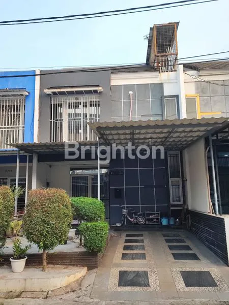 image RUMAH 2,5 LANTAI GOLDEN PALM (1)