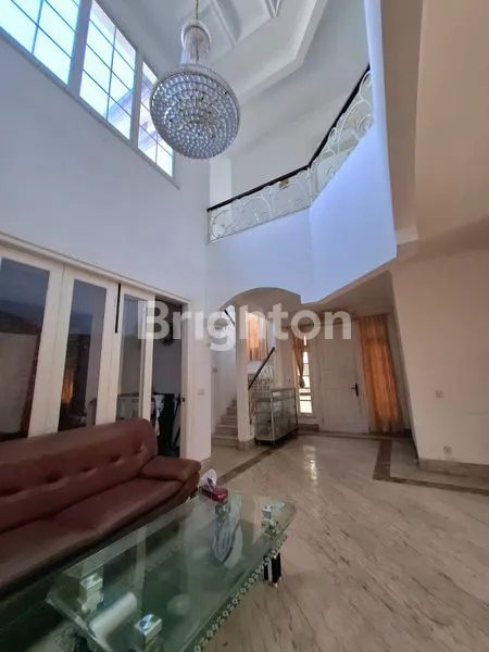 image RUMAH HOOK 2 LANTAI, 5 KT DI LEGENDA WISATA (2)