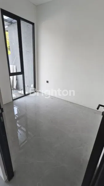 image NEW GRESS RUMAH 2 LANTAI LEBAK SELANGKAH KE RAYA KENJERAN (4)