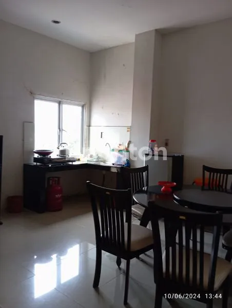 image RUKO EX KANTOR 3 1/2 LANTAI, SHM, STRATEGIS (6)