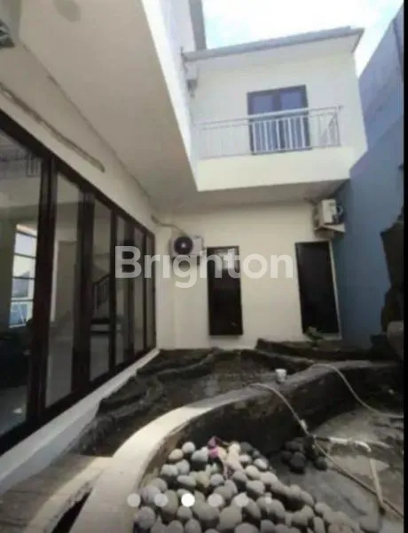 image RUMAH MEWAH 4 KAMAR SEMI FURNISH LOKASI STRATEGIS (3)