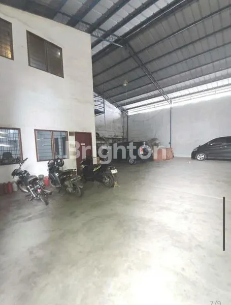 image DIJUAL GUDANG SIAP PAKAI - LOKASI STRATEGIS - JLN MEDAN SAMPALI - BISA AKSES KONTAINER 40 FT (2)