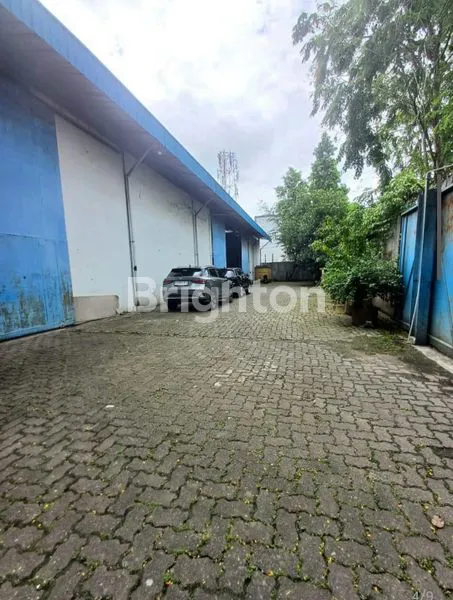 image DIJUAL GUDANG SIAP PAKAI - LOKASI STRATEGIS - JLN MEDAN SAMPALI - BISA AKSES KONTAINER 40 FT (5)