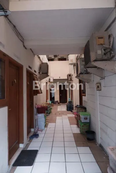 image RUMAH KOST AKTIF JL GATOT SUBROTO JAKARTA SELATAN (5)