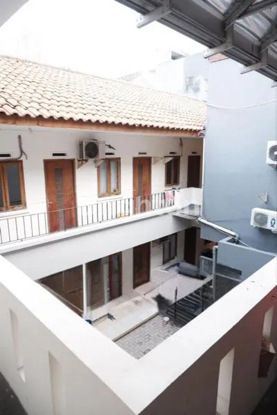 RUMAH KOST AKTIF JL GATOT SUBROTO JAKARTA SELATAN