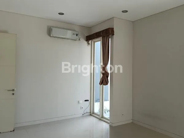 image RUMAH TERAWAT 2 LT SIAP HUNI, WISATA BUKIT MAS DU LOUVRE (6)