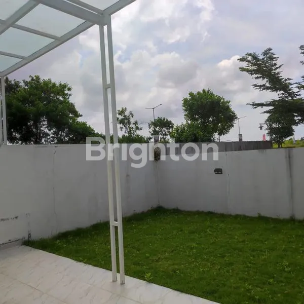 image PURI SELEBRITI 2  (4)