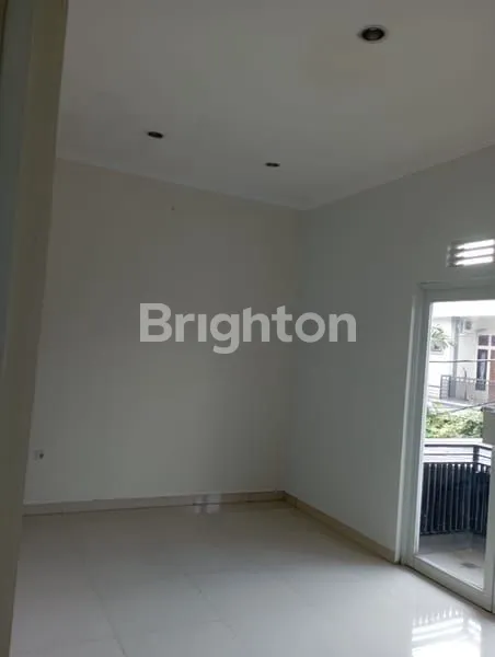 image HUNIAN DILOKASI PREMIUM RADIO DALAM JAKARTA SELATAN (6)