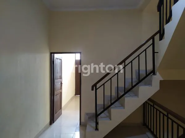 image RUMAH 3 LANTAI DI TELUK GONG PEJAGALAN PENJARINGAN JAKARTA UTARA  (6)