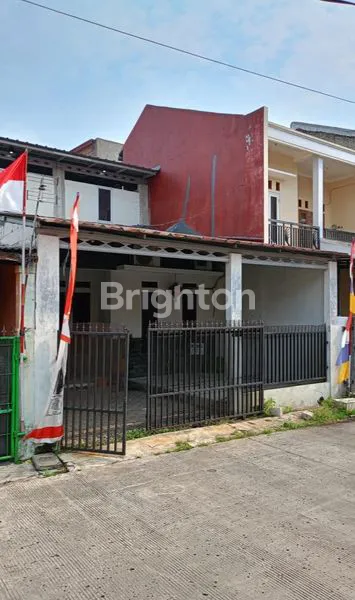 image RUMAH BEKASI DEKAT FEEDER BUS TRANS JAKARTA (1)