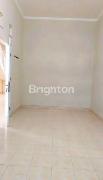 image RUMAH MEWAH 2 LANTAI 96M² STRATEGIS DI SUNTER AGUNG JAKARTA UTARA (6)