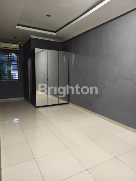 image RUMAH 2KT SIAP HUNI, DEKAT MALL LIVING WORLD (3)
