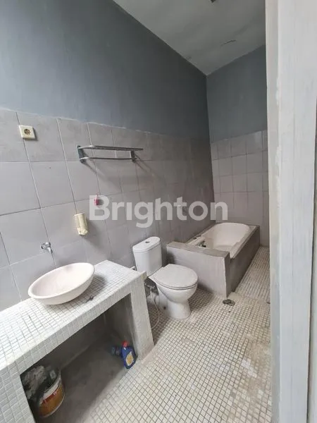 image TANAH DAN BANGUNAN (8)