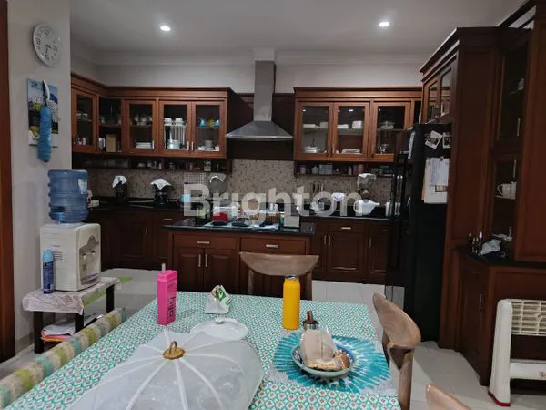 image DIJUAL RUMAH ASRI DAN NYAMAN DI CIPETE JAKARTA SELATAN (2)