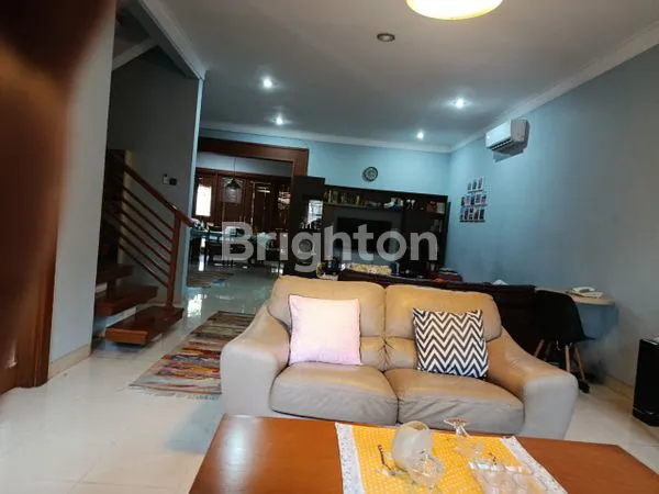 image DIJUAL RUMAH ASRI DAN NYAMAN DI CIPETE JAKARTA SELATAN (7)