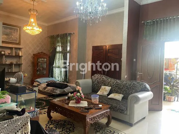 image DEKAT KAMPUS TRIGUNA DHARMA MEDAN RUMAH 2TINGKAT SIAP HUNI INI BERADA DALAM KOMPLEK GOLDEN PALACE (2)