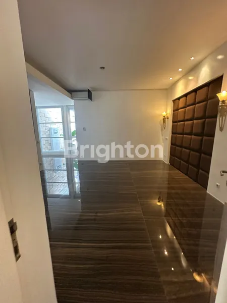 image DISEWAKAN RUMAH MEWAH PONDOK INDAH JL NIAGA DUTA – FULLY FURNISHED, POOL, DEKAT RSPI & JIS (3)