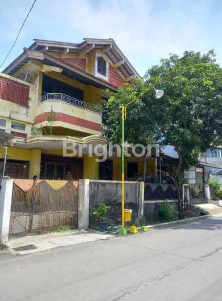 DIJUAL RUMAH 2 LANTAI DI TENGAH KOTA SEMARANG