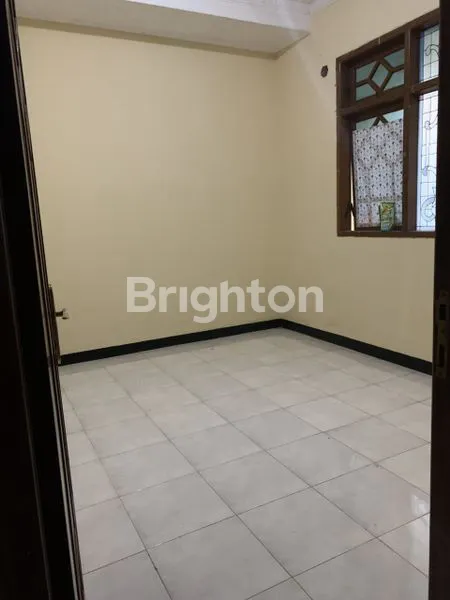 image SEWA KONTRAK RUMAH MULYOSARI UTARA SURABAYA TIMUR GALAXY MALL (3)