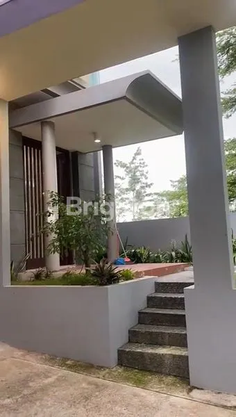 image RUMAH ARAYA PERUMAHAN ELITE KOTA MALANG ONE GATE SYSTEM RUMAH SIAP HUNI  (2)
