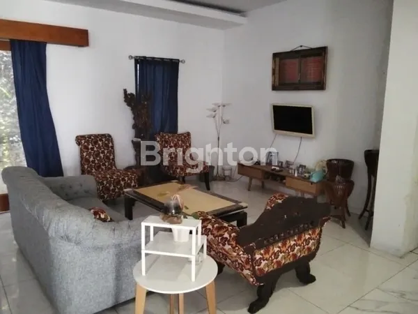 image RUMAH 2 LANTAI DI KAWASAN PREMIUM SETIABUDI REGENCY, BANDUNG (2)