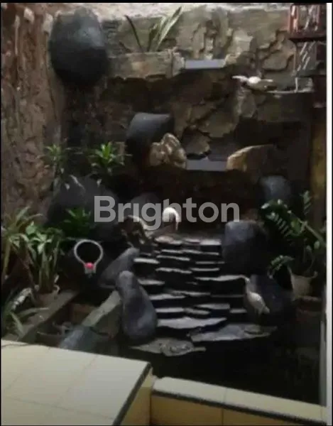 image RUMAH CAKEP ADA KOLAM IKAN NYA, ADEM, TENANG SERTA AMAN DI KARANG SATRIA MUTIARA GADING 2 (4)