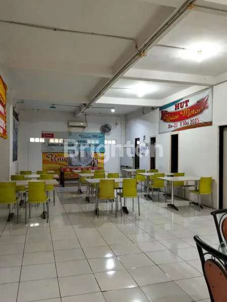 image RUANG USAHA EX BENGKEL BINONG LIPPO KARAWACI (6)