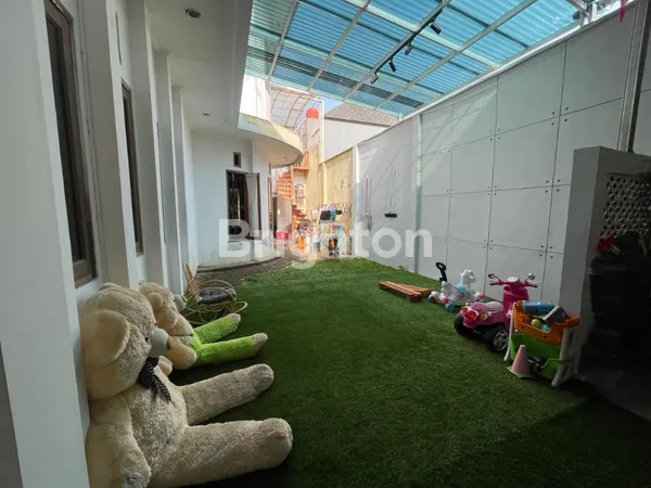 image RUMAH MEWAH DI BATU INDAH (7)