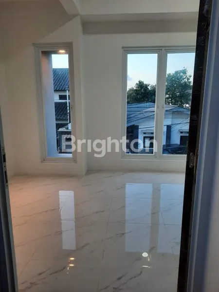 image RUMAH BARU SIAP HUNI, MINIMALIS MODERN DI BINALINDUNG (3)