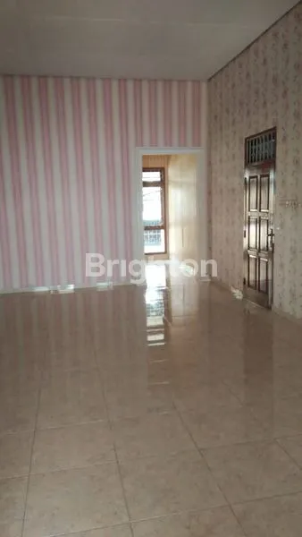 image RUMAH SIAP HUNI MANYAR KERTOARDI DEKAT RAYA MERR (3)