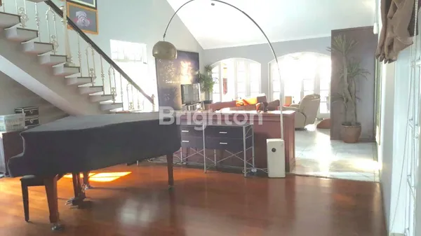 image RUMAH LUAS - SEMI KLASIK BERKELAS AREA MAMPANG JAKSEL, DENGAN AKSES DEKAT KE PUSAT BISNIS-PERKANTORAN SUDIRMAN-GATOT SUBROTO-RASUNA SAID (6)