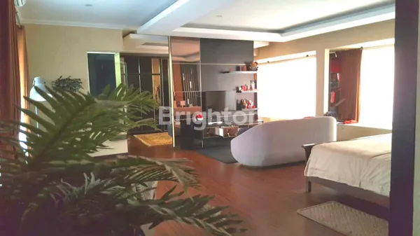 image RUMAH LUAS - SEMI KLASIK BERKELAS AREA MAMPANG JAKSEL, DENGAN AKSES DEKAT KE PUSAT BISNIS-PERKANTORAN SUDIRMAN-GATOT SUBROTO-RASUNA SAID (8)