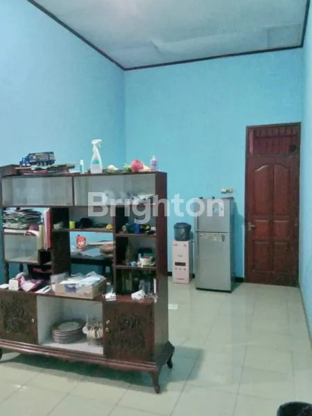 image DIJUAL CEPAT RUMAH DI JALAN WOLTER MONGINSIDI (6)