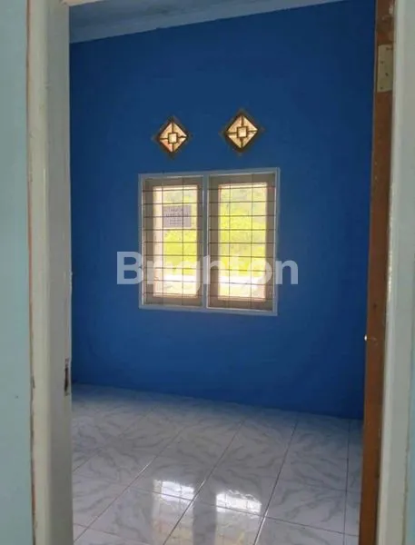 image RUMAH TUNGGAL UNIK LUAS DAN NYAMAN (3)