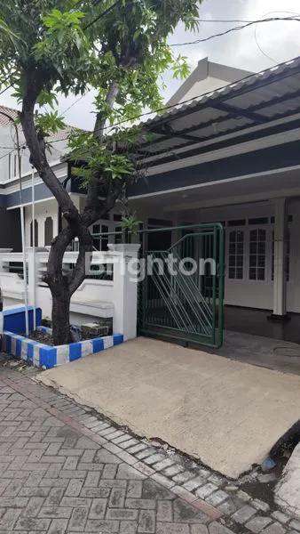 image RUMAH SIAP HUNI KUTISARI INDAH BARAT ROW JALAN 3 MOBIL (6)