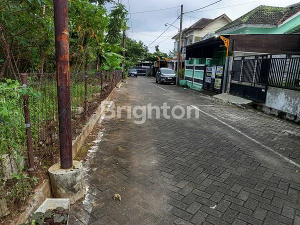 image SEGERA DI KAWASAN RAMAI,PUSAT PENDIDIKAN DAN PERDAGANGAN UMUM (3)