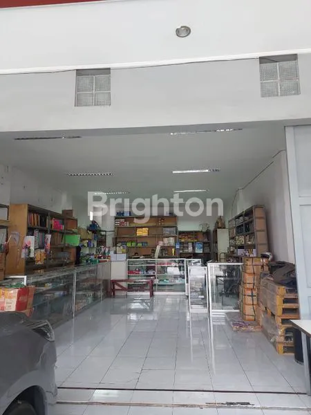 RUMAH 2 LANTAI & RUANG USAHA DI KAWASAN STRATEGIS, JALAN DEWI SARTIKA BANDUNG.