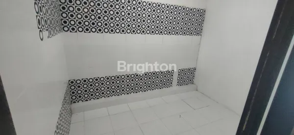 image HUNIAN NYAMAN & TERAWAT 2 LANTAI LOKASI STRATEGIS DEKAT MALL CIPUTRA WORLD SURABAYA (7)