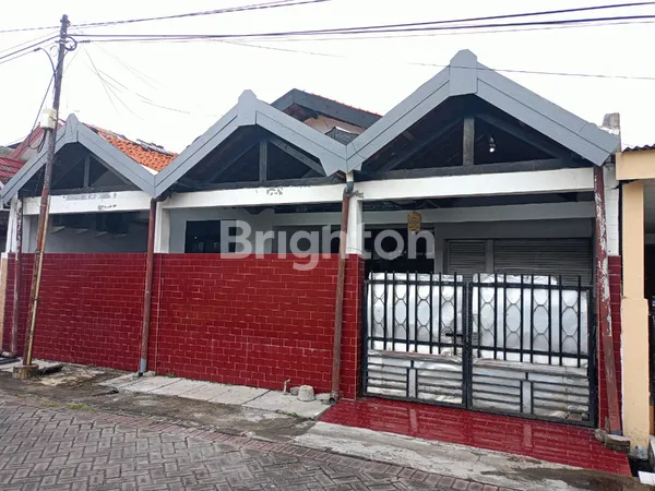 image RUMAH DI JALAN CIPTA MENANGGAL SURABAYA (1)