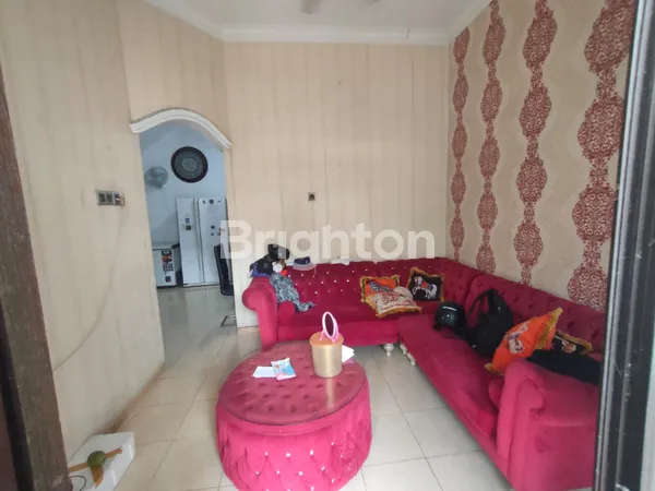 image HUNIAN NYAMAN & TERAWAT 2 LANTAI DEKAT MALL CIPUTRA WORLD SURABAYA (1)