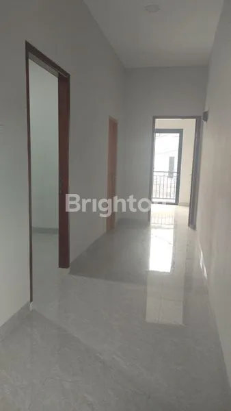 image RUMAH BARU SIAP HUNI 3 LANTAI, ROW JALAN 2  MOBIL, PALEM , DURI KEPA , JAKARTA BARAT (5)
