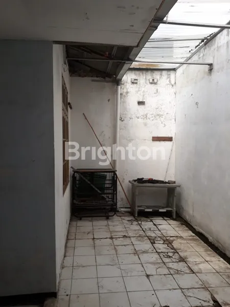 image RUMAH 1 LANTAI LOKASI JL SIMPANG DARMO PERMAI SELATAN, SURABAYA BARAT DEKAT DUKUH PAKIS, MAYJEN JONOSEWOJO, HR MUHAMMAD (7)